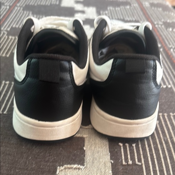 Boys Polo Black and White Sneakers - Picture 4 of 8